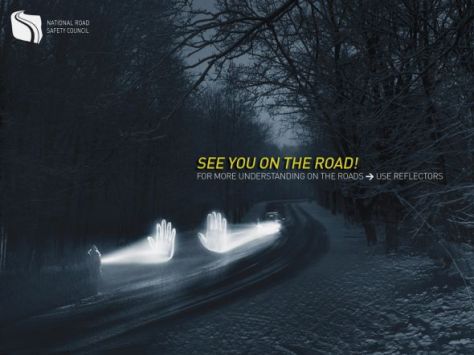 National Road Safety Council, Polonia. Nos vemos en el camino! Para un mayor entendimiento en las carreteras - Utilice reflectores
